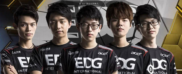 帮助球队完 帮助球队完