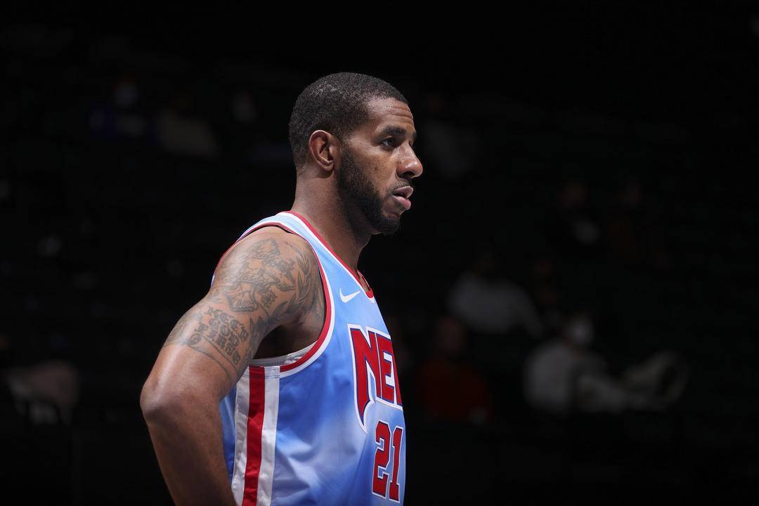 先是延误挡 先是延误挡